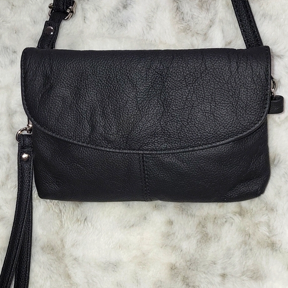 Leather Handbags - Black cowhide leathder crossbody purse. Very soft and lots of pockets.